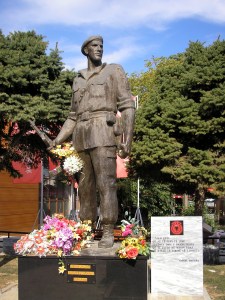 Паметник на Джеват Бериша, Армия за освобождение на Косово